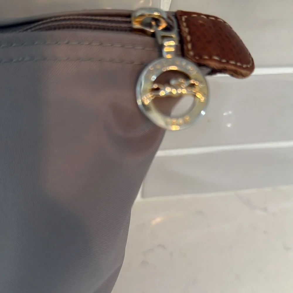 Longchamp Gray nylon tote - Picture 3 of 10